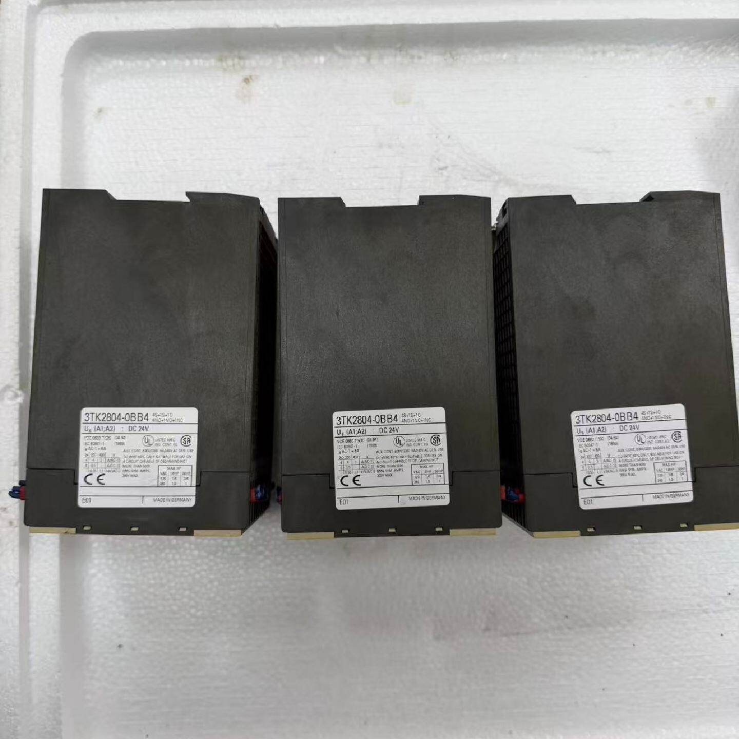 3TK2804-0BB4二手拆机西门子继电器实物图拍摄（无破--议价商品