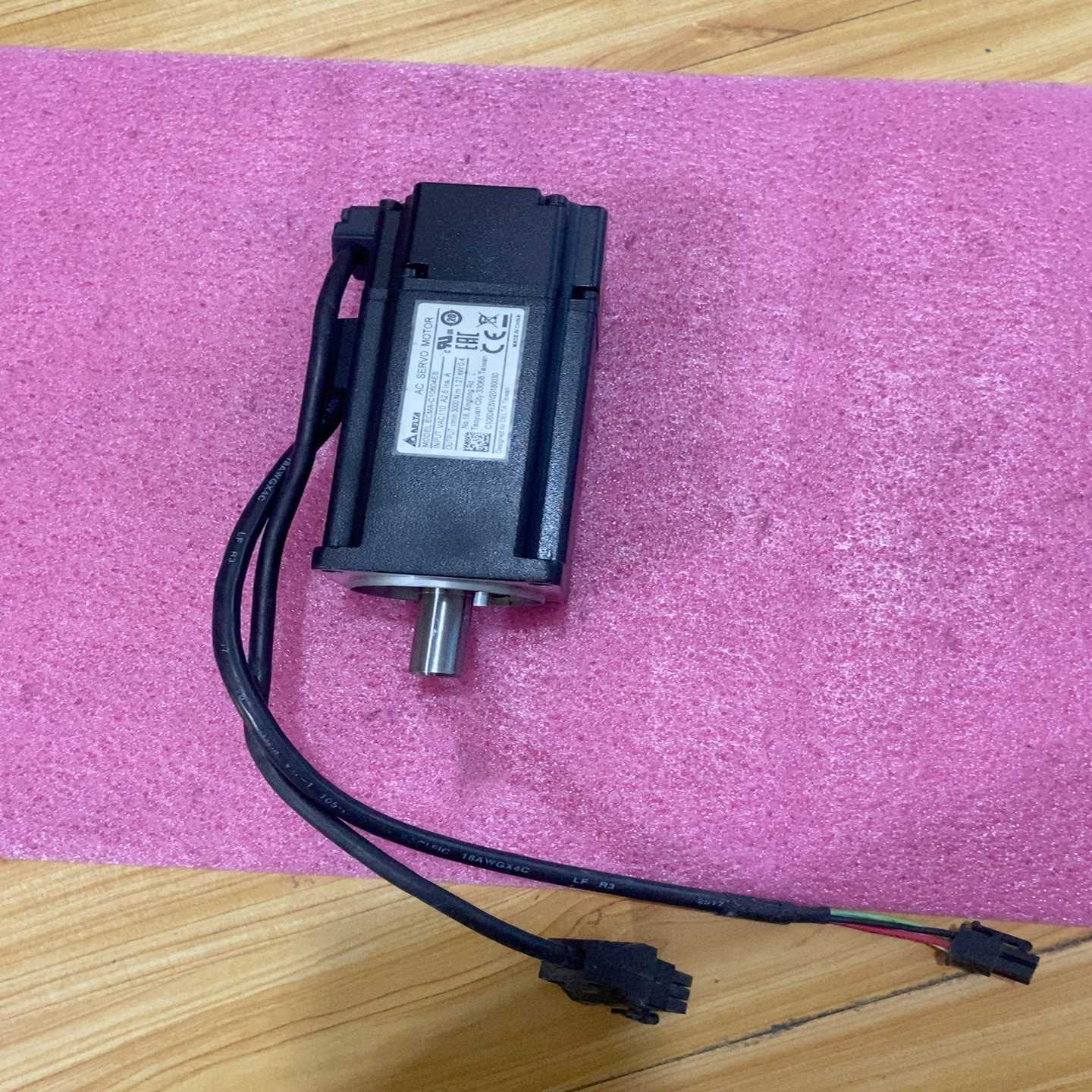 台达电机ECMA-C10604ES实图询价