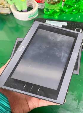 寻..步科触摸屏MT4404T