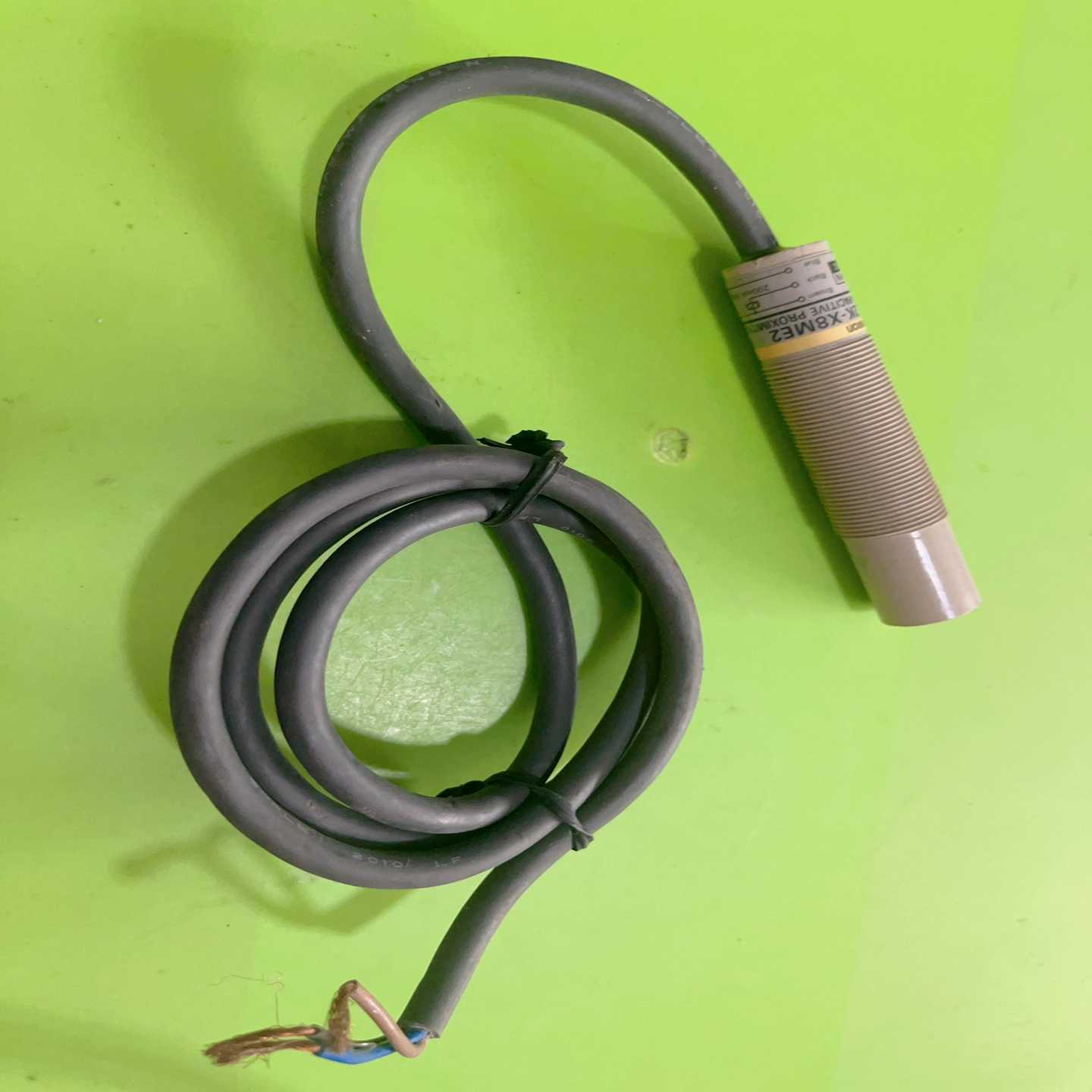 【议价】电容式传感器E2K-X8MF1E2K-X8ME2欧