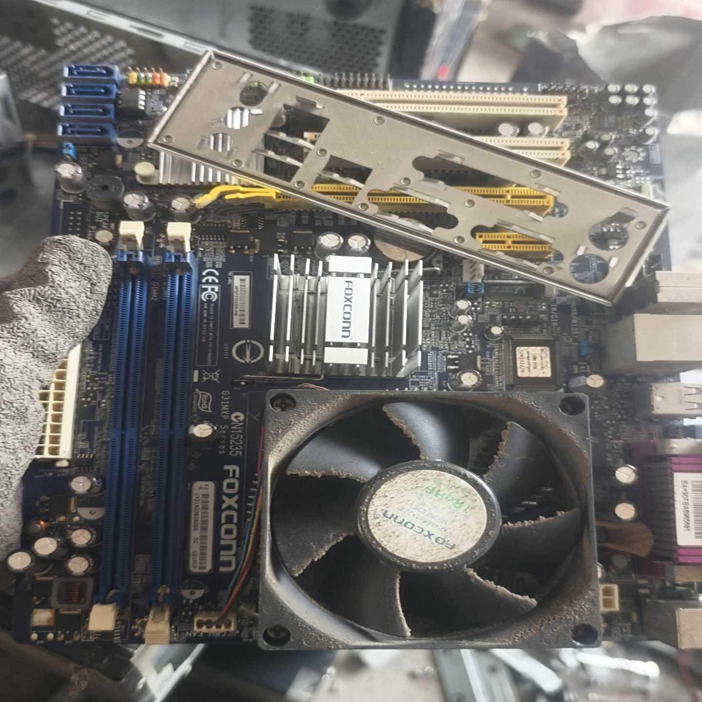 富士康G31MXP，G31DDR2主板，正常使用，询价