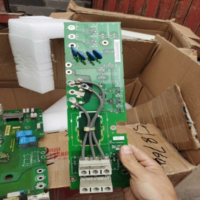 变频器800系列滤波板RVAR—5411，，成色好询价