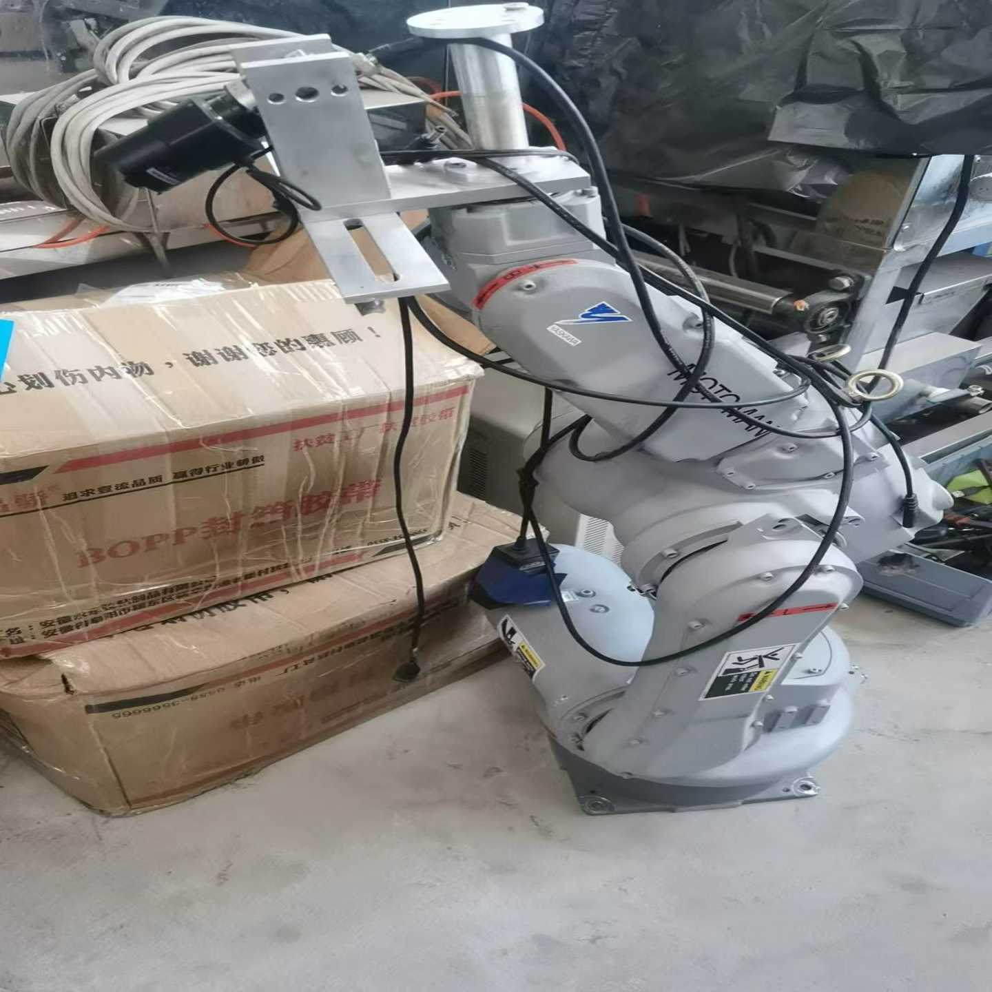 安川YASKAWA机械手，机器人，自动机器人，YR-HP3---议价商品