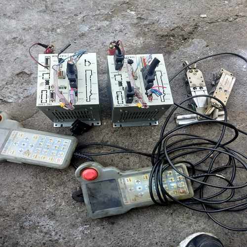 泰志达TRC1300机器人控制器两套~询价