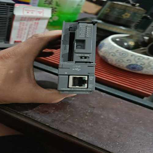 三菱q04udehcpu，功能。成色非常新。一条。(亚飞商行）