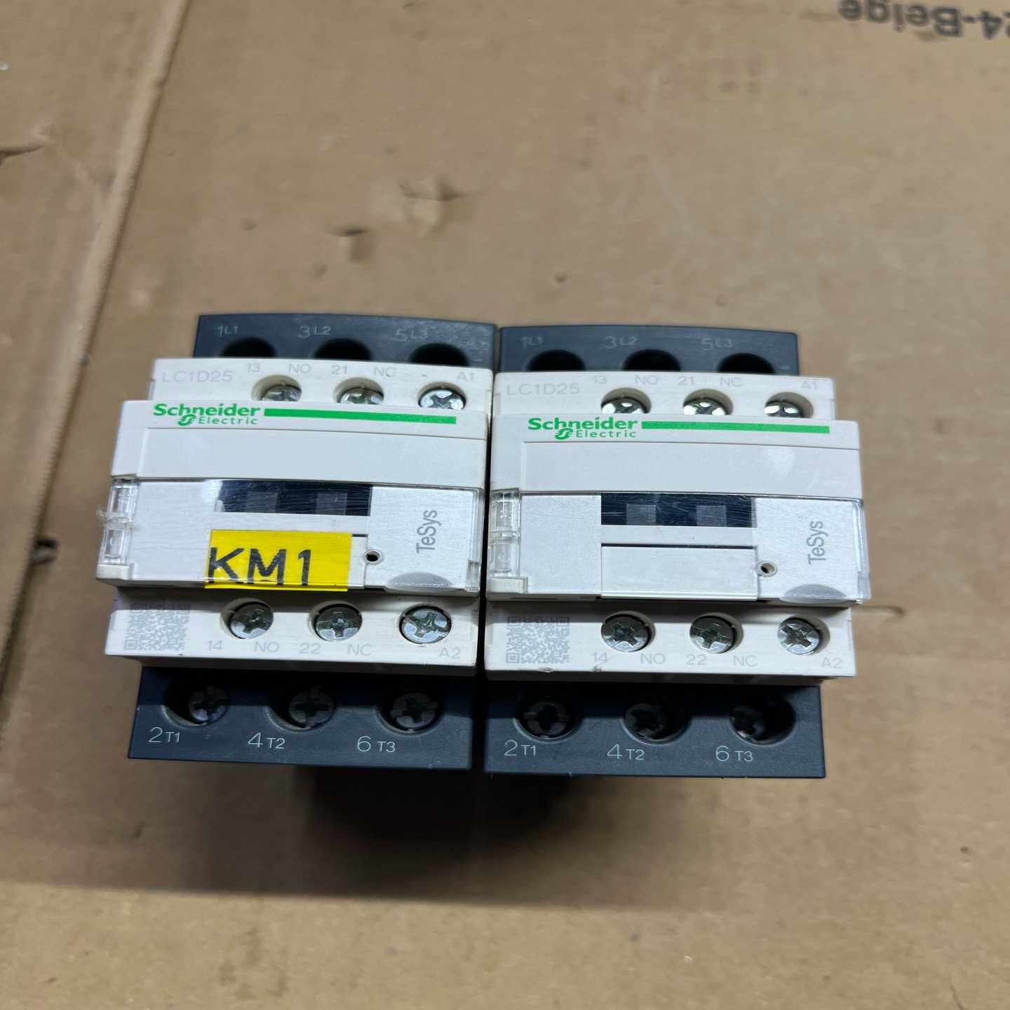 原装施耐德LC1D25M7C--议价商品