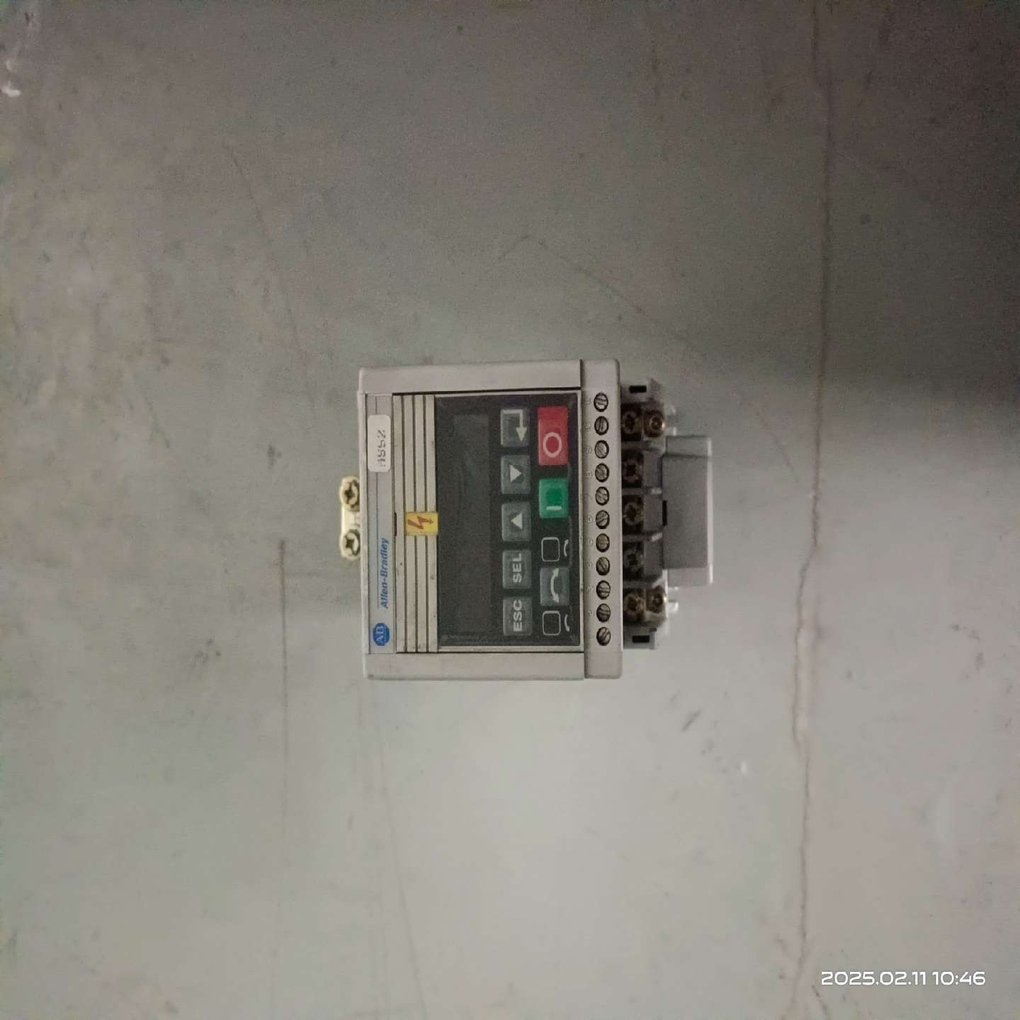 询价AB变频器160-BA04NPS1P1。1.5KW/380