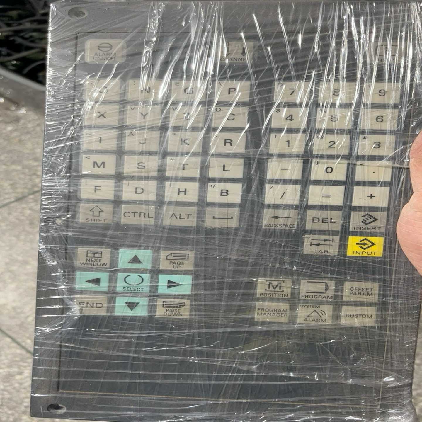 西门子6FC5303-0DT12-1AA1带包装附件齐全#S--议价商品