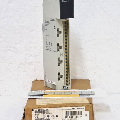 Schneider 140DDO15310 Discrete Output Module Modicon Quantum