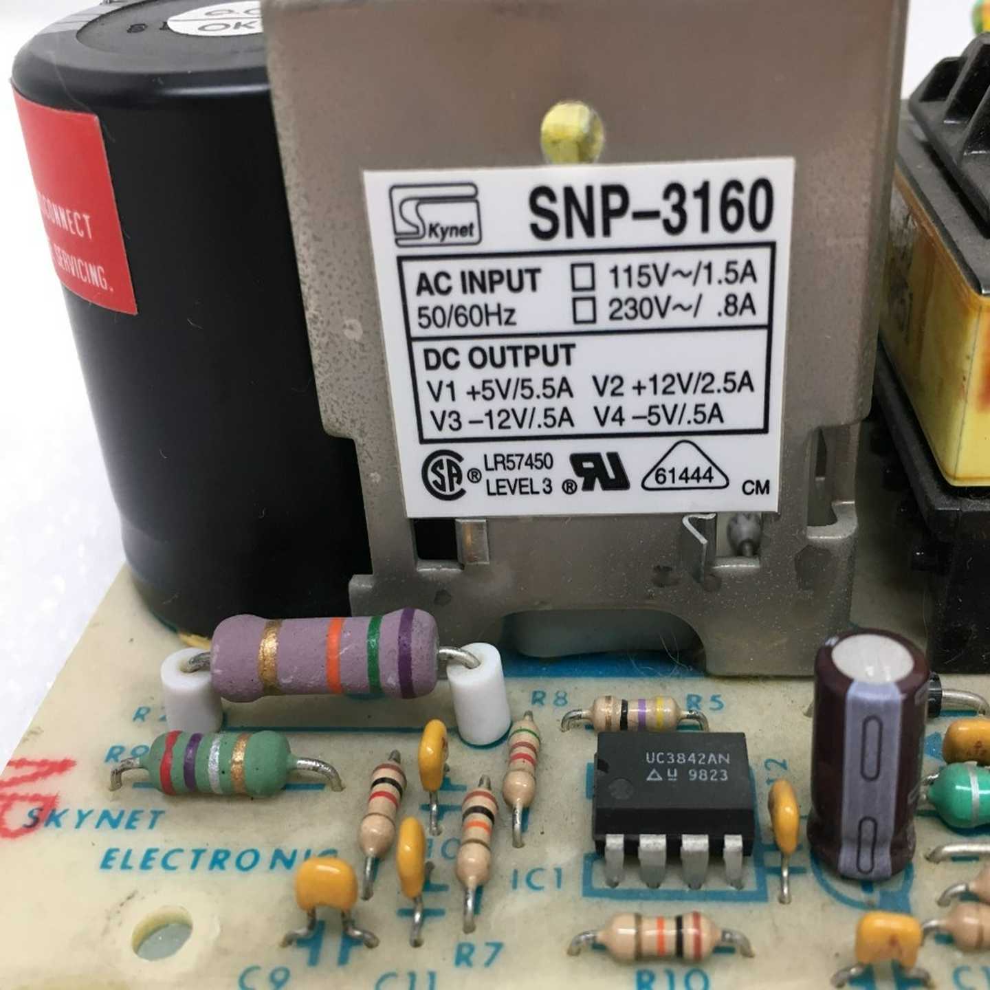 议价SNP-3160SKYNET工业设备电源5V5.5A