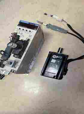 安川伺服SGPMS-2R5AP0ASGMMS-04ADC6(亚飞商行）