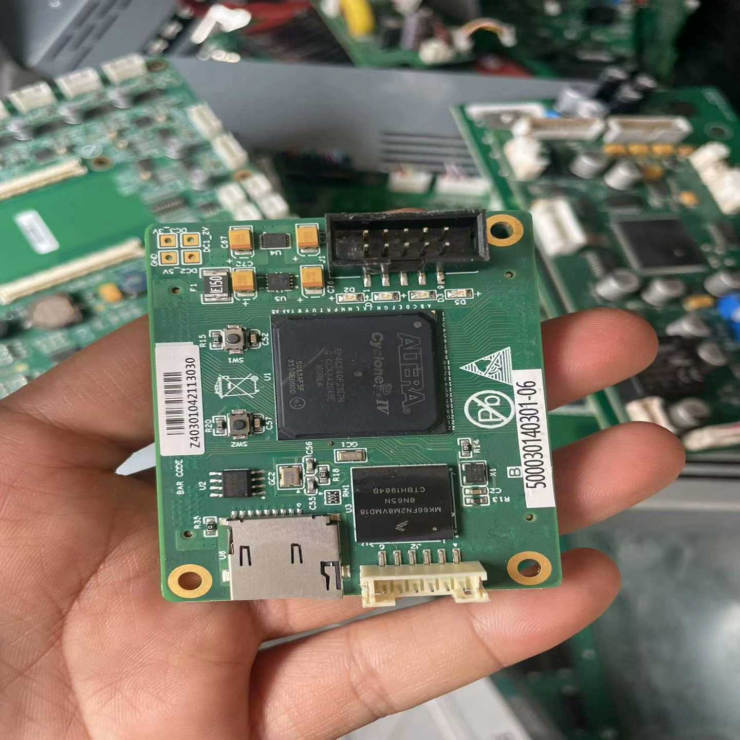 EP4CE40F23I7N MK66FN2M0VMD18 E~询价