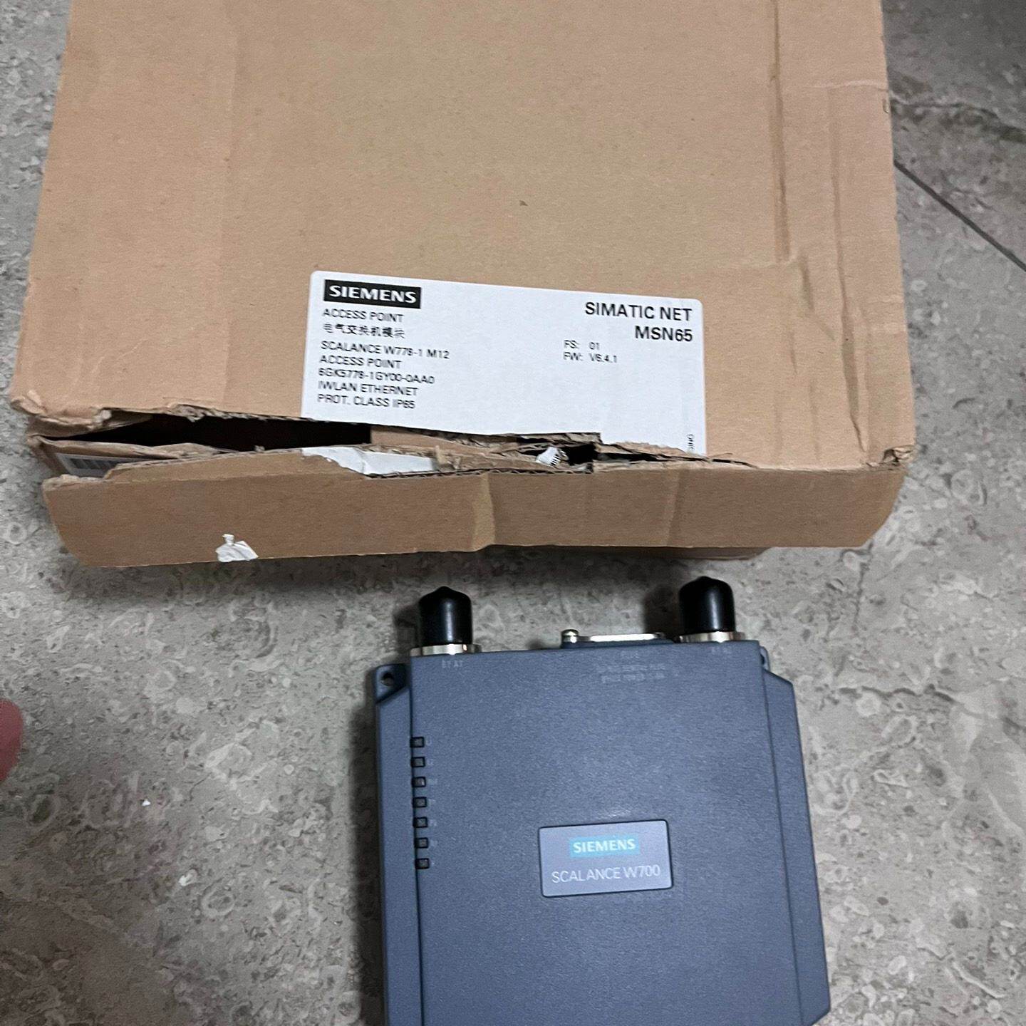 西门子工业交换机,型号6GK5778-1GY00-0AA0,--议价商品