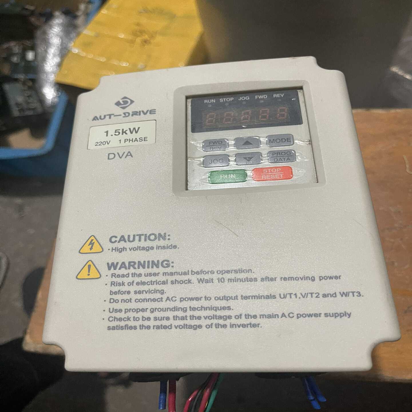 德莱尔变频器DVA-2S0015G/1.5KW/220V询价