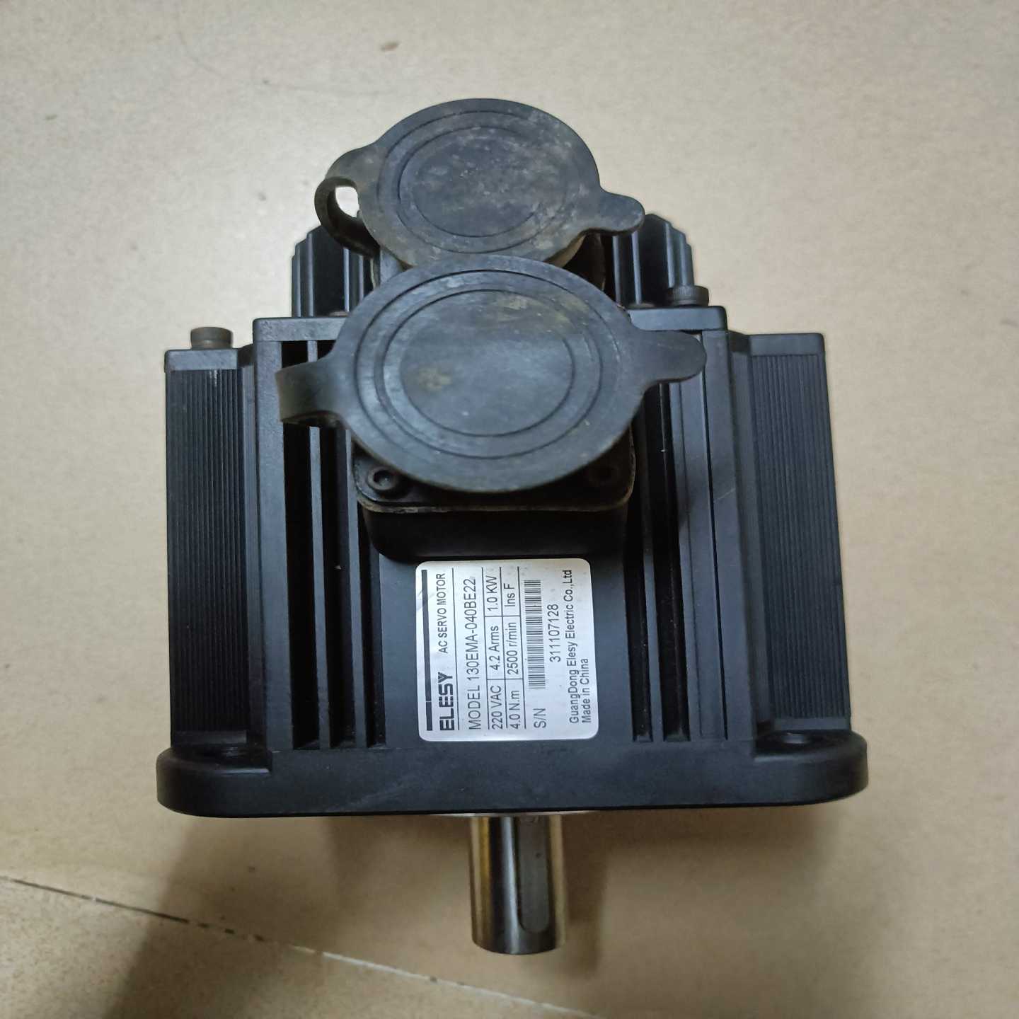 伊莱斯伺服电机130EMA-040BE22 功能完好--议价商品