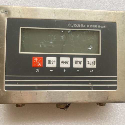 寻宁波朗科本安型电子称重仪表XK3150BEx如图所示