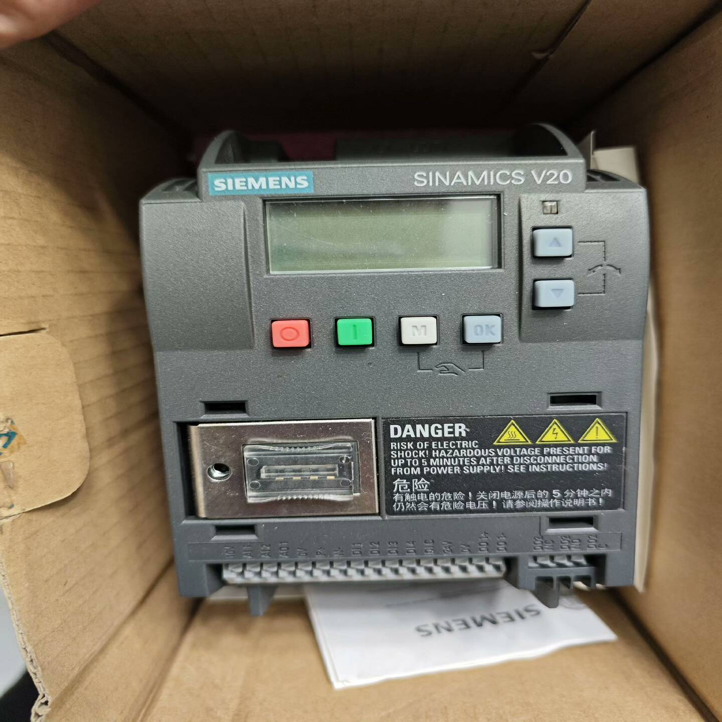 变频器6SL3210-5BB175UV00.75KW询价