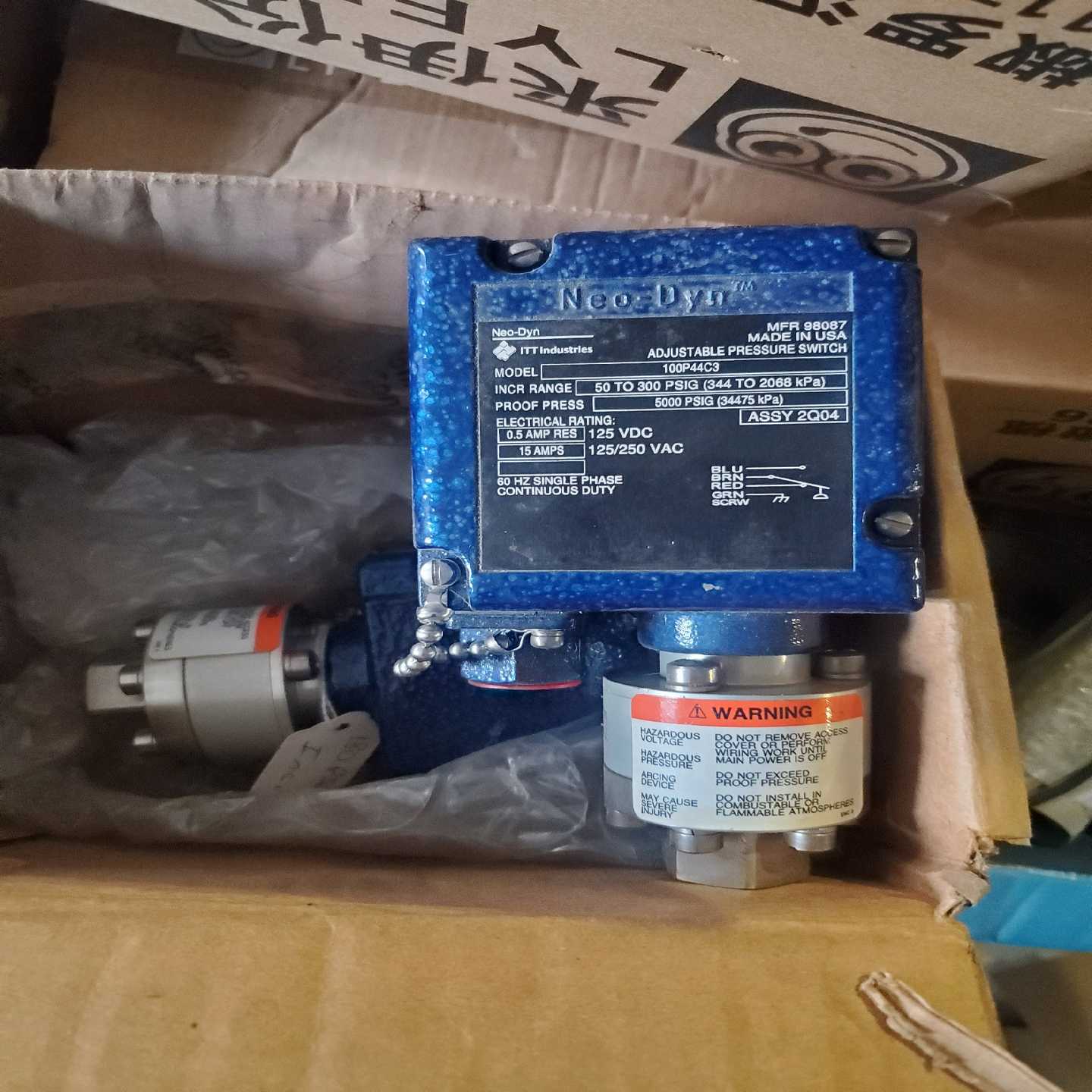 议价美国ITT压力开关100P44C3，50-300ps