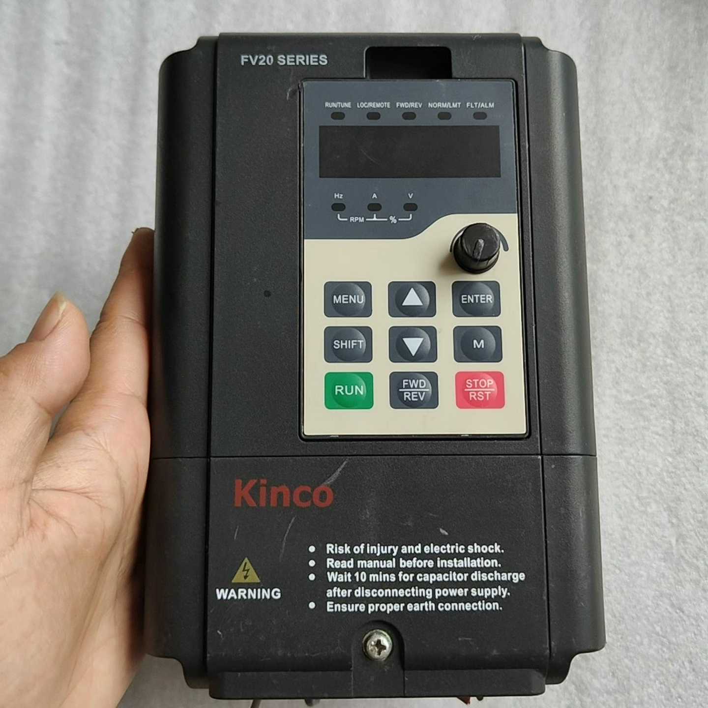 询价kinco变频器FV20-2S-0015G，220v，1.5