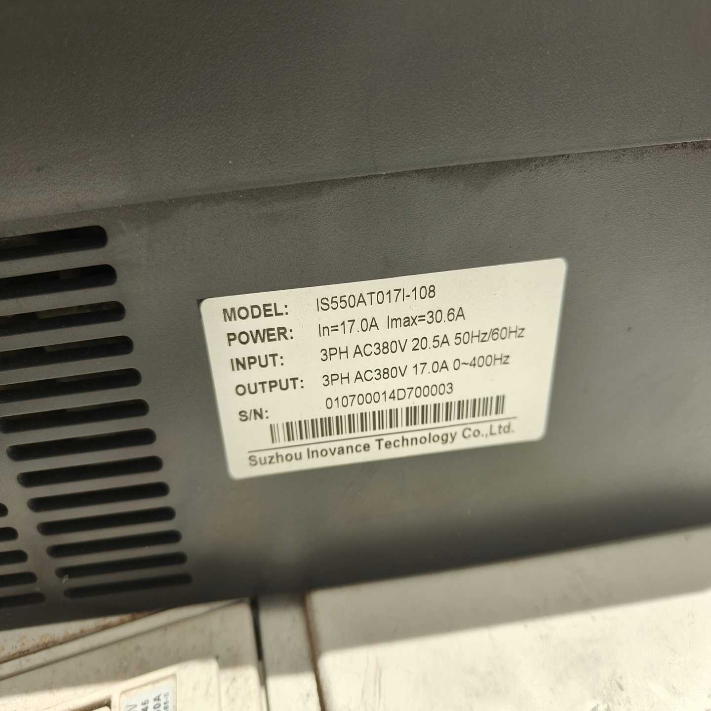 咨询-IS550AT017I-108汇川伺服驱动器没有盖子