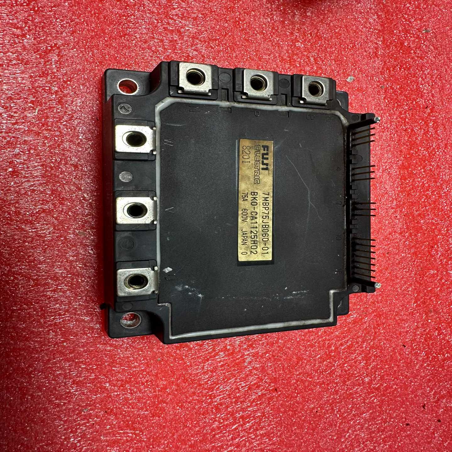 7MBP75JB060-017MBP50JB060-01询价