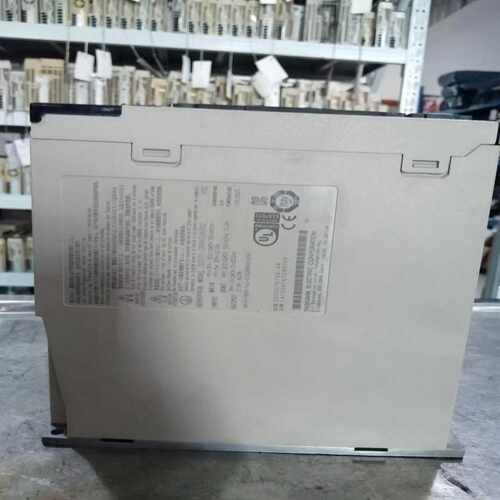 SGD7S-2R8A00A，安川7代400w，，无拆询价