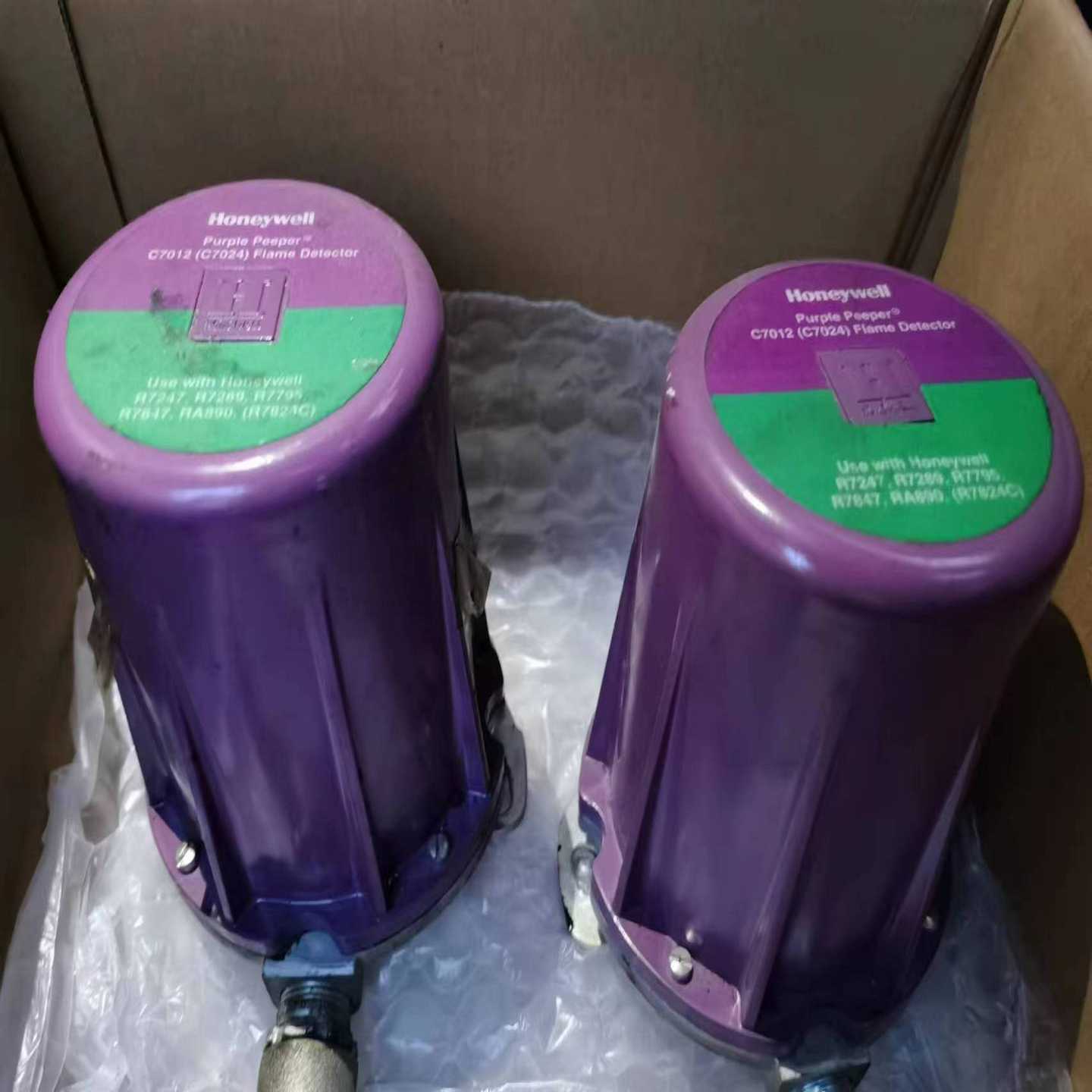 (询价)C7012A1186火焰检测器。208VAC 50/