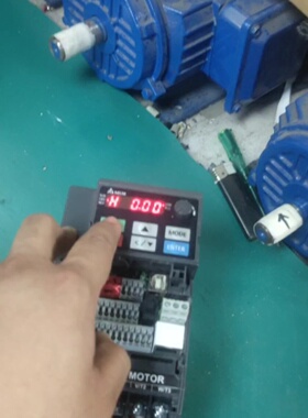 台达变频器1.5KW220vVFD7A5MS21ANS议价