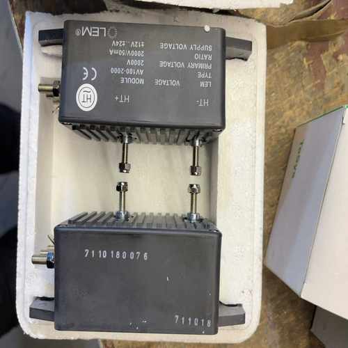 【议价】LEM莱姆电压传感器AV100-2000适用