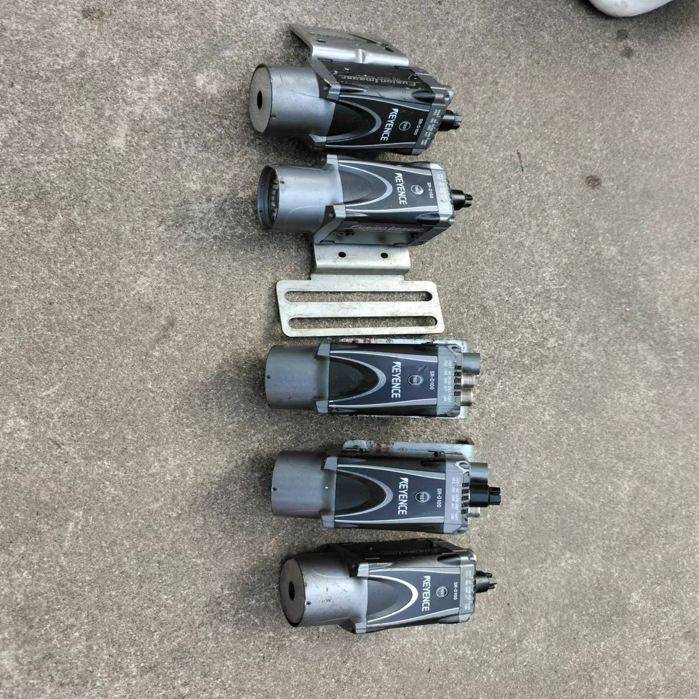 KEYENCE基恩士SR-D100标准型固定安装式二维条码读询价