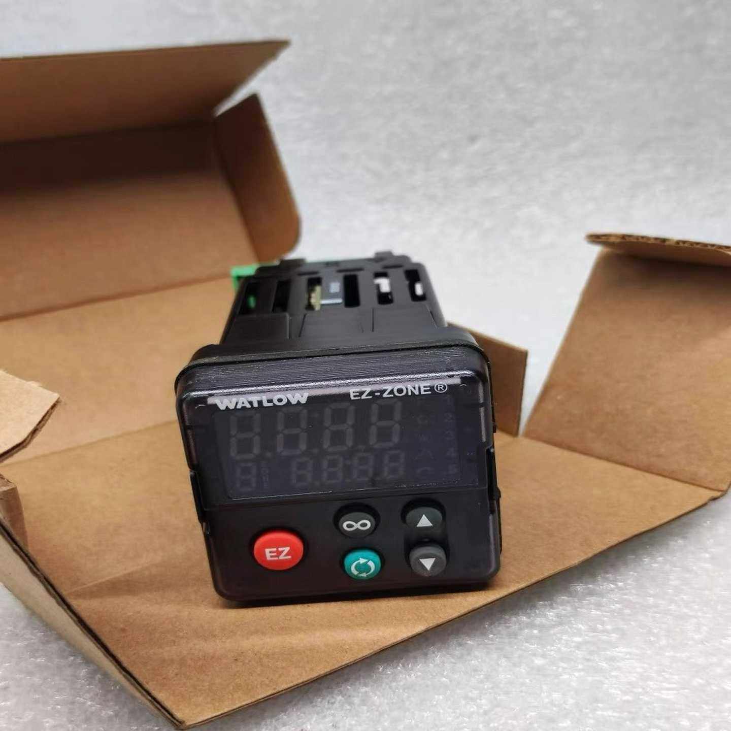 WATLOW瓦特温控器EZKB-L6AE-AAAA原（零零电子）,3C数码配件,其它配件,淘宝优惠券,粉丝福利购,淘宝优惠卷