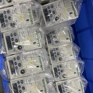 议价台达200W变频器VFD002L21A二手拆机成色新功能包好