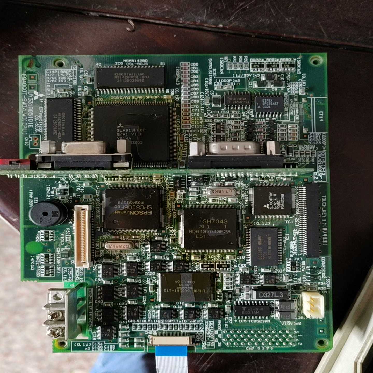 F940GOT-SWD-C触摸屏主板询价