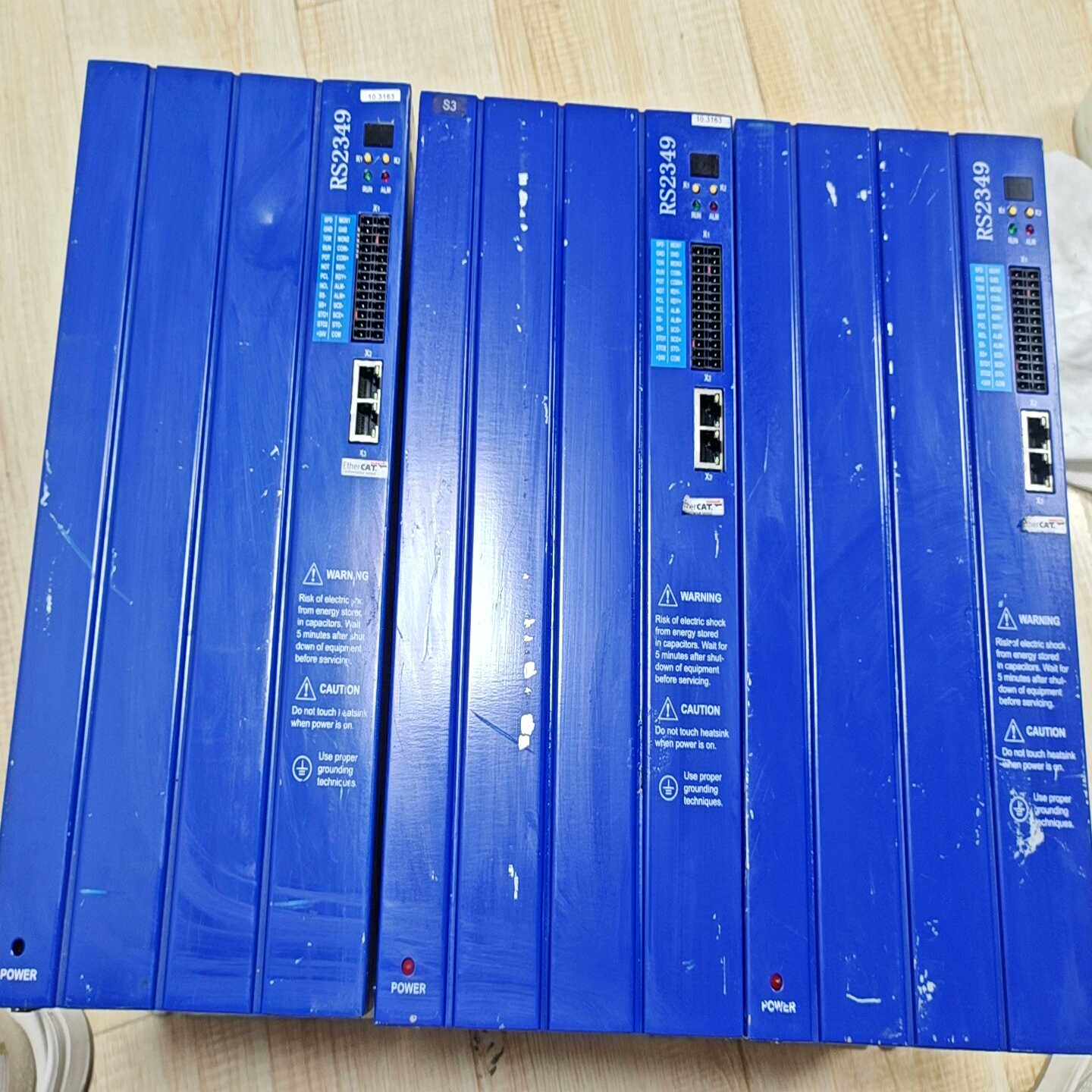 新时达众兴为RS2349驱动器EMCS4A6.0049ME4