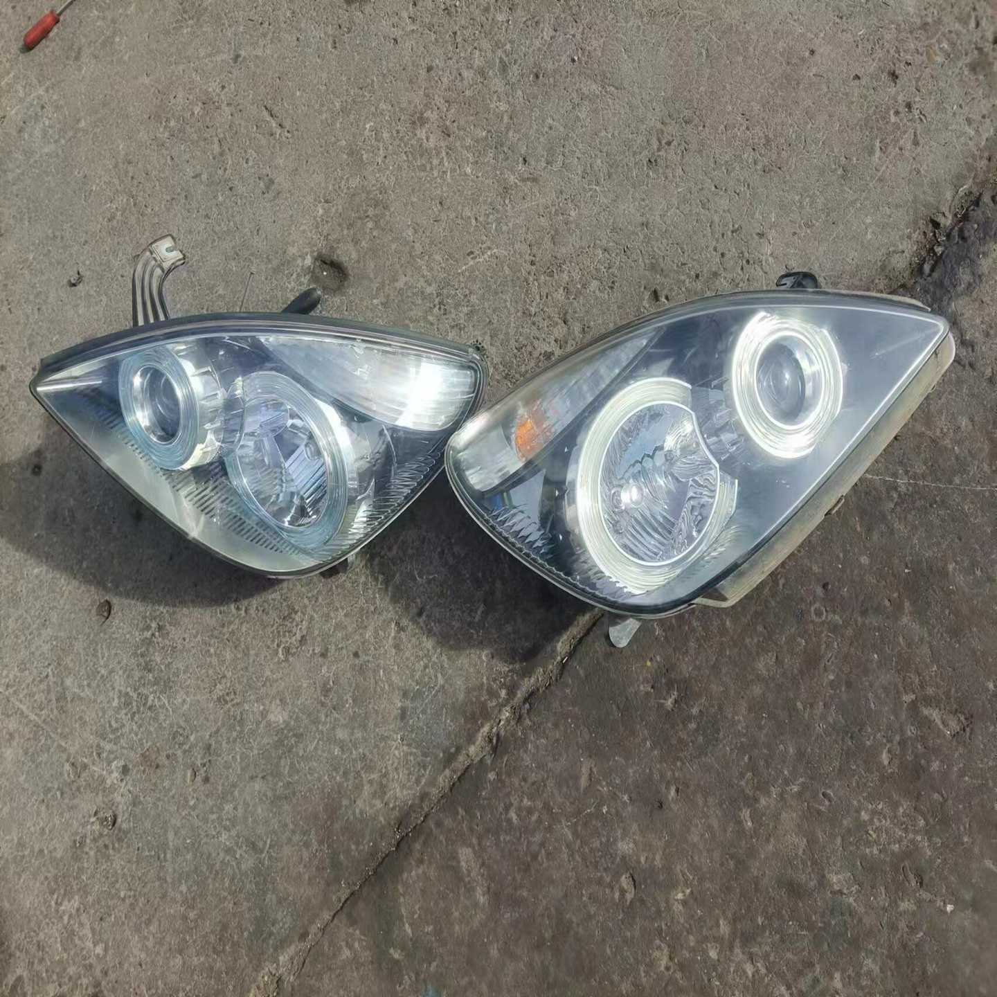 别克gl8陆尊2.43.0大灯2.4跟3.0的不一样--议价商品