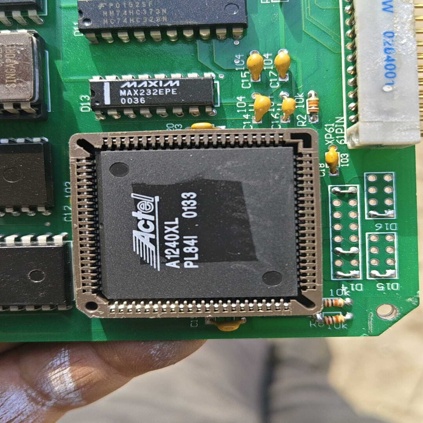 议价adm693aan，a1240xl，m27c256b-10f