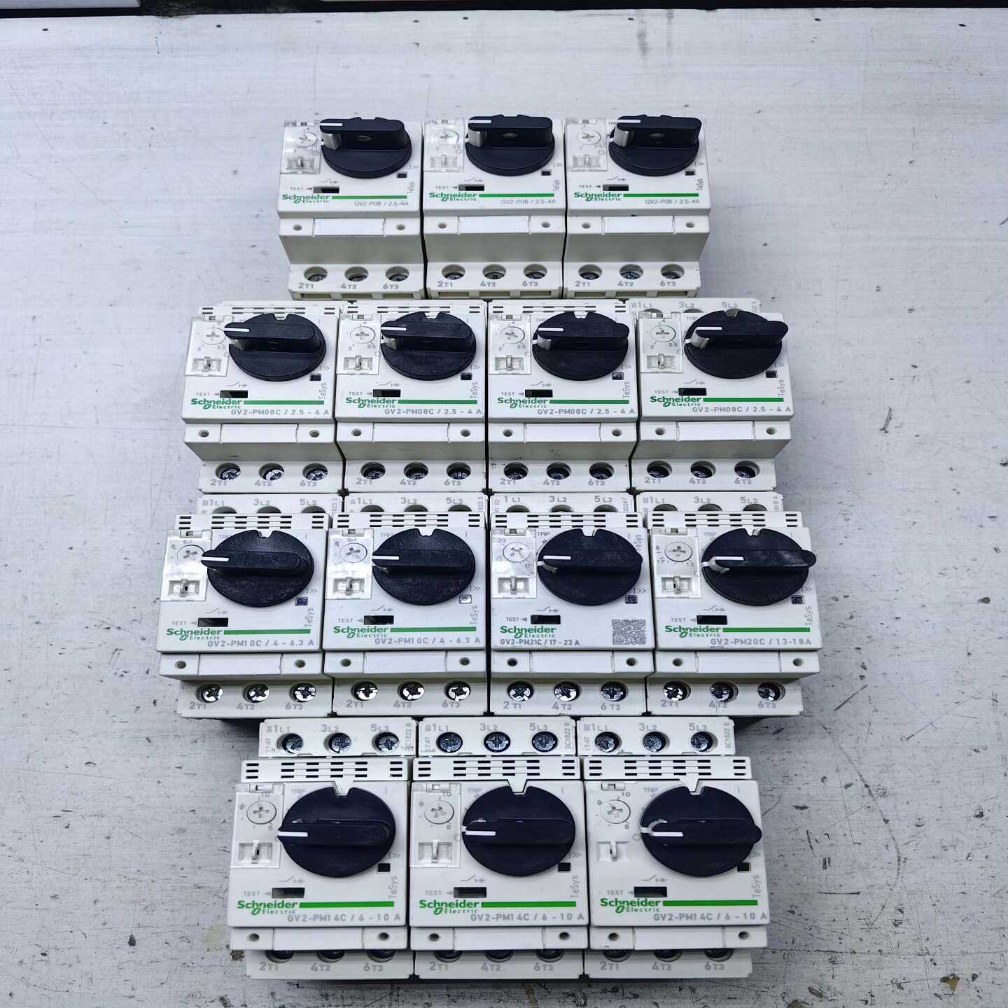 施耐德GV2-PM08C马达开关--议价商品