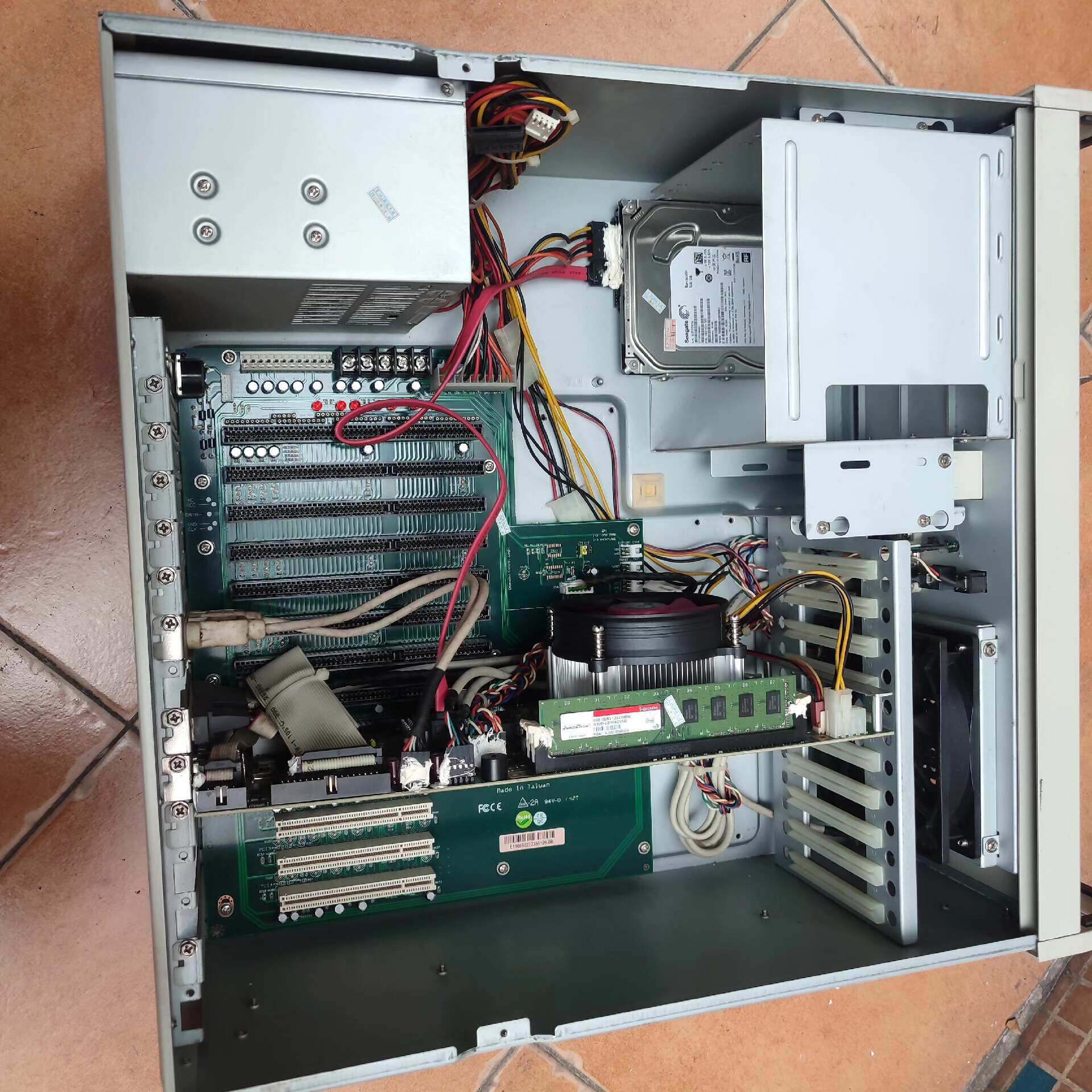 【请询价】艾讯AX61400WB工控机