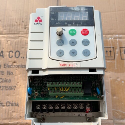 三品变频器SANVC4T0022GP，议价商品