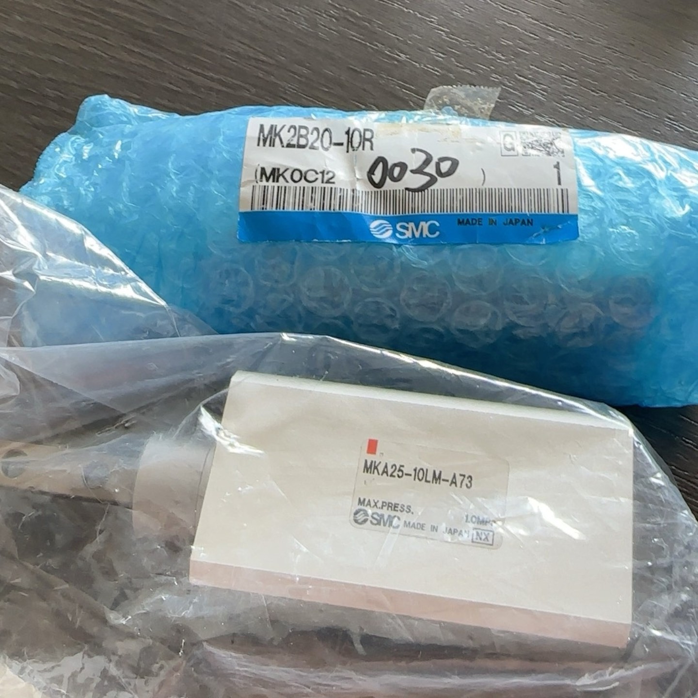 MK2B20-10R气缸MKA25-10LM各~询价