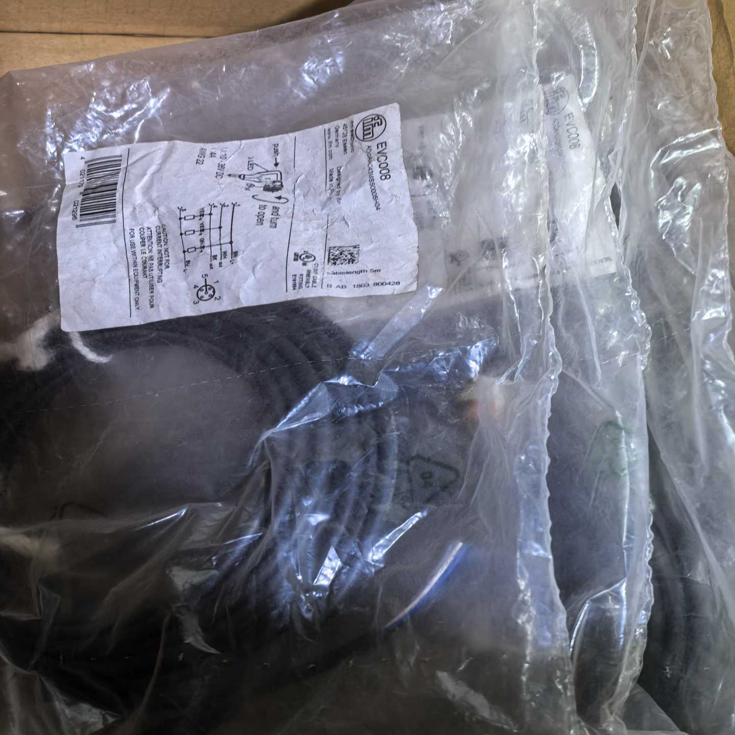 IFM易福门EVC008传感器连接线，全新原装正品，带LE--议价商品