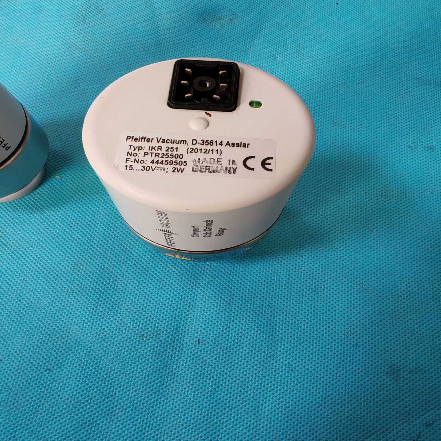 普发真空计IKR251出售，功能包好，PTR25500成色新--议价商品