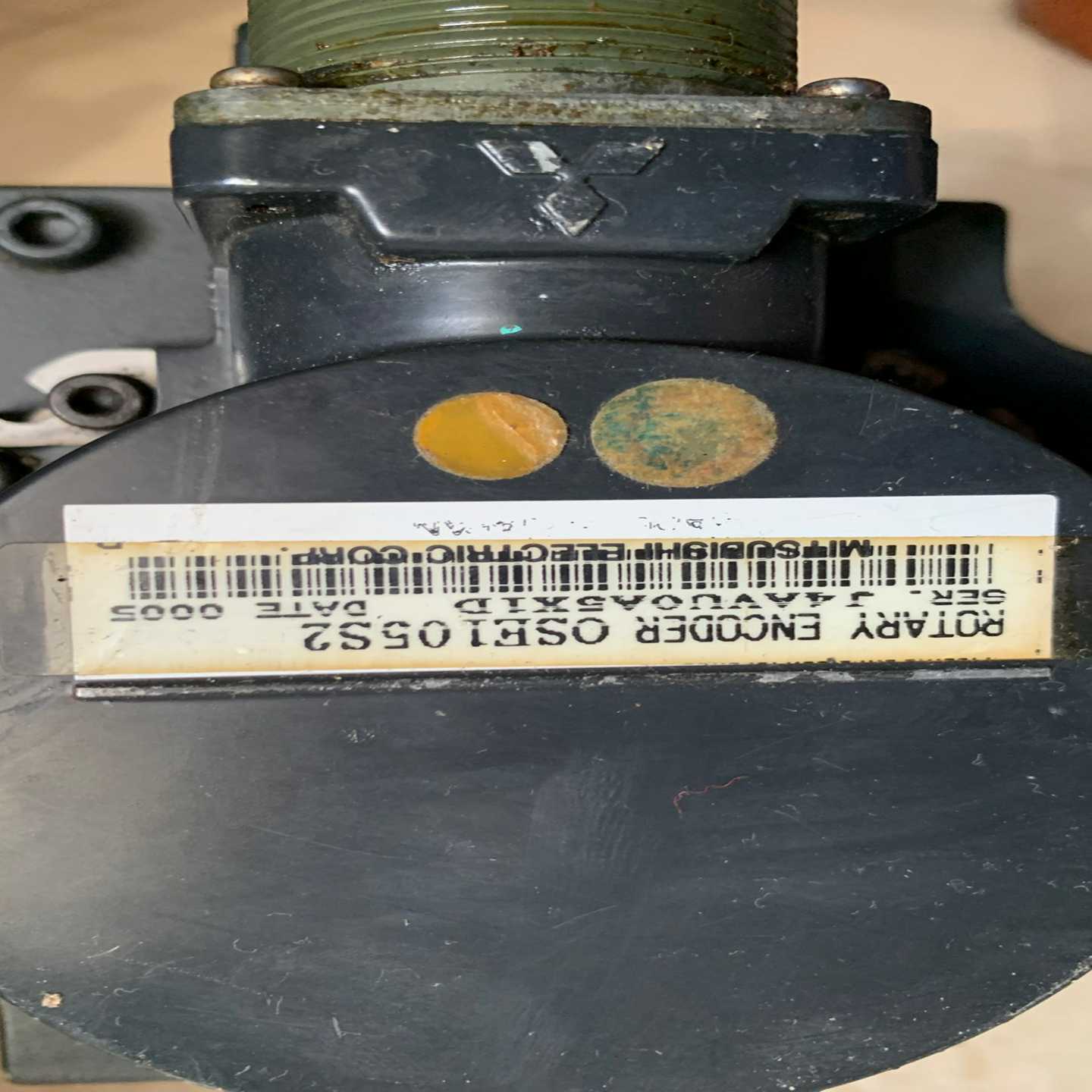 议价x三菱数控主轴伺服编码器OSE152S2现货/维修