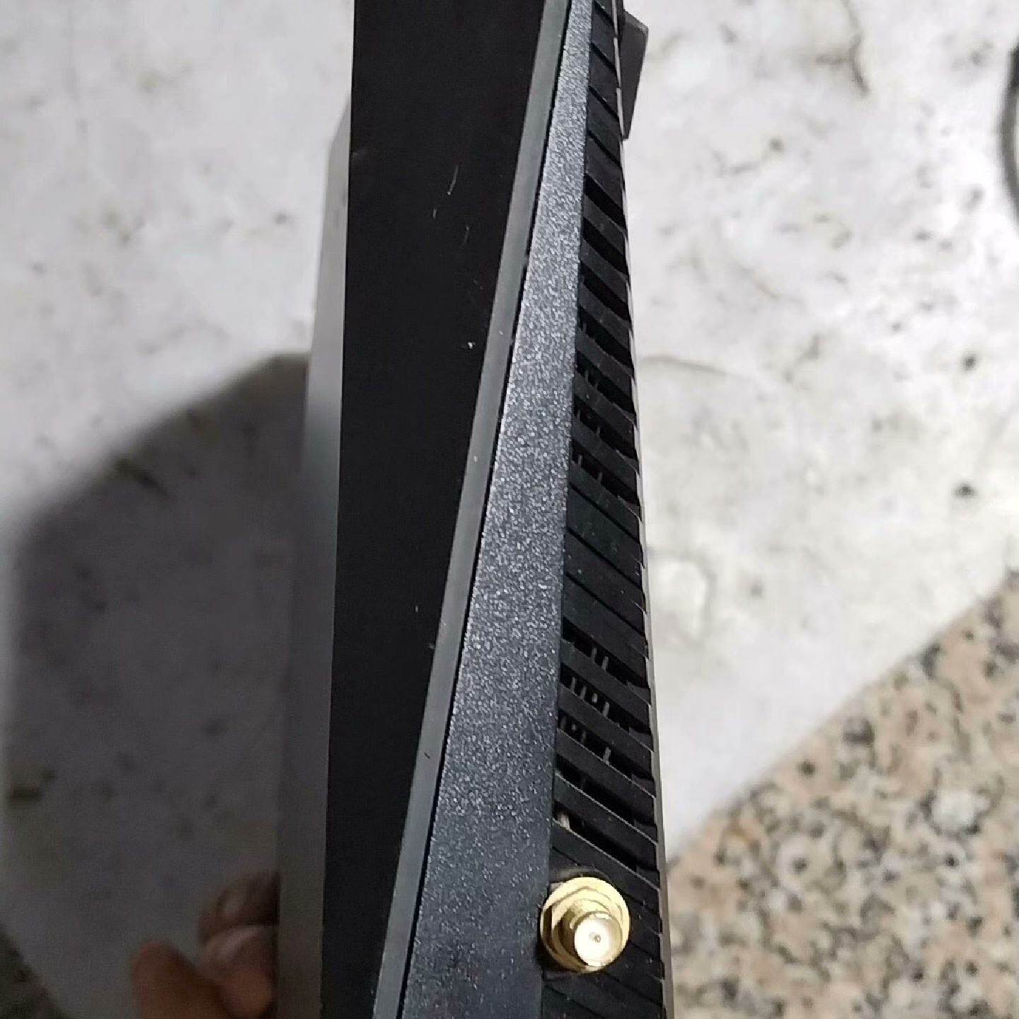 议价华硕RTAC88U无线双频千兆路由器无天线无电源就议价