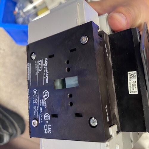议价施耐德负荷开关柜门（5.18）安装隔离开关 VZ13  VZ