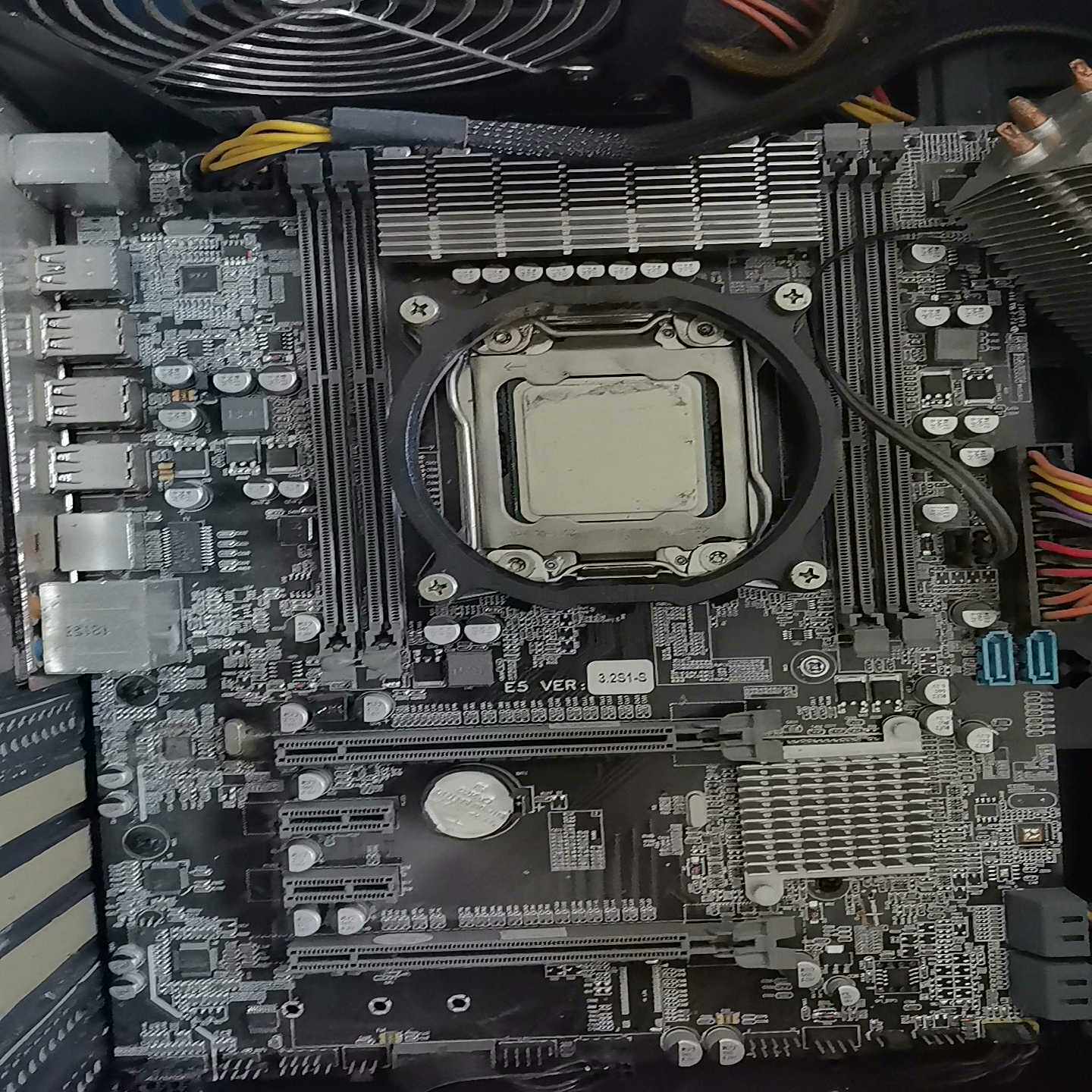 x79主板套装CPU：e52600v2，6铜管散热器，金河(亚飞商行）