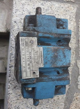 VickersDG5S-5-2CHydraulicDirectionalControlValve5-Way