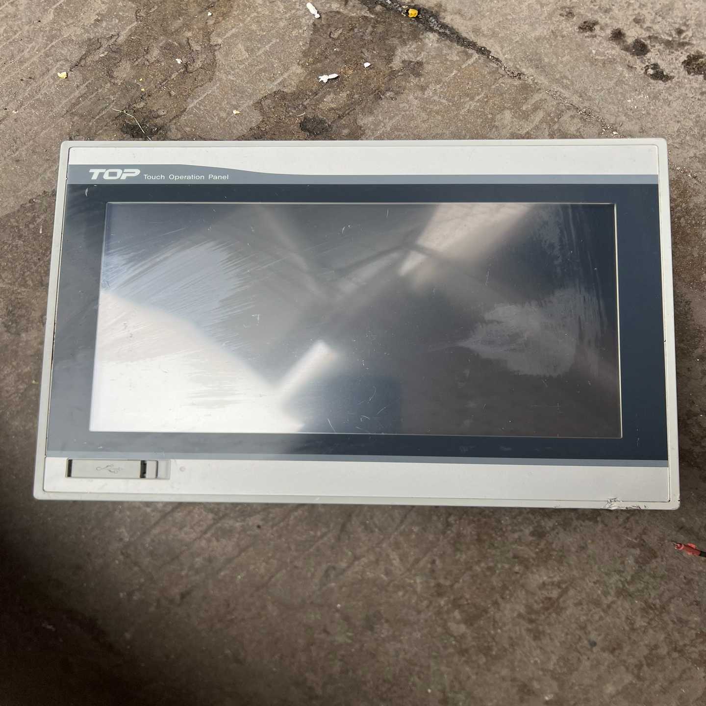 M2I触摸屏XT0P10TW-UD一台议价