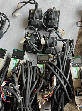 询-禾川200W伺服驱动器SVX3DA020AD马达SV