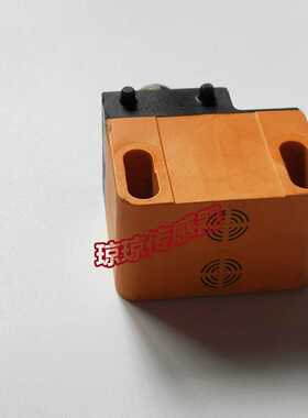 易福门IN5327IND3004DBPKG/US阀门位置传感器电感式双接近开关